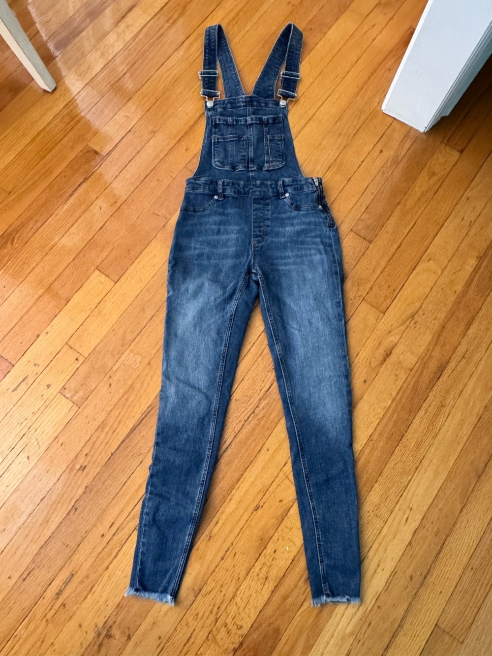 Free People Skinny Denim Overalls Medium Wash Raw Hem Size 26R